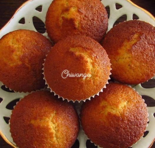 Fluffy Vanilla Muffins: A Simple and Delicious Treat