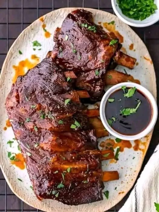 Fall-Off-the-Bone Crockpot Ribs: An Effortless BBQ Delight