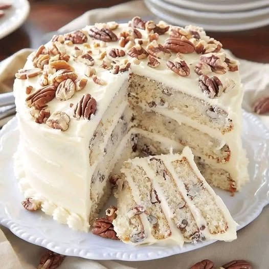 Butter Pecan Cake: A Rich, Nutty Delight