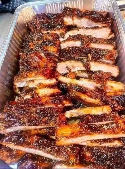 Sticky Honey Garlic Ribs: A Sweet and Savory Delight