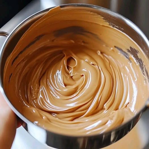 Homemade Caramel Frosting: Creamy, Rich, and Irresistible