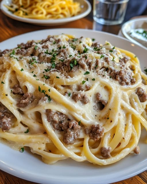 Cheesy Garlic Butter Linguine Pasta with Savory Ground Beef