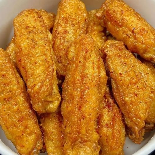 Crispy and Flavorful Chicken Wings: A Perfect Snack or Meal