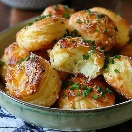 Cheesy Potato Puffs (Air Fryer Recipe): A Crispy, Cheesy Delight