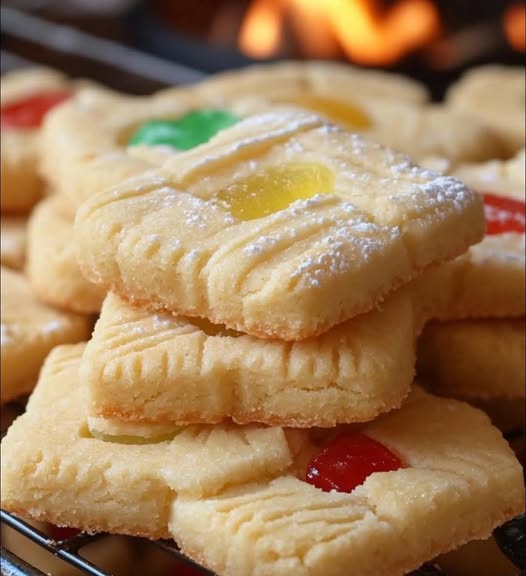 "Melting Bliss Shortbread Cookies: Buttery Perfection in Every Bite"