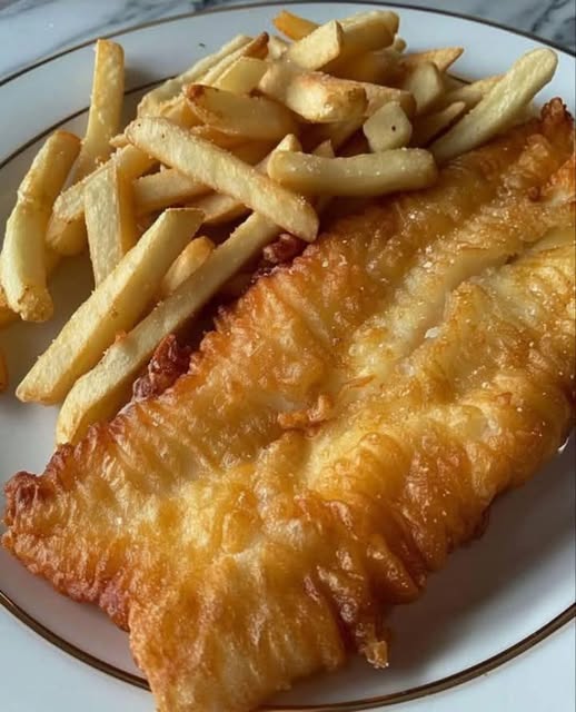 Golden Ale-Battered Fish and Crispy Chips: A Perfect British Pub-Style Delight