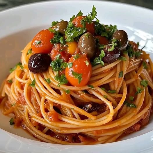 Spaghetti alla Puttanesca: A Bold and Flavorful Italian Classic