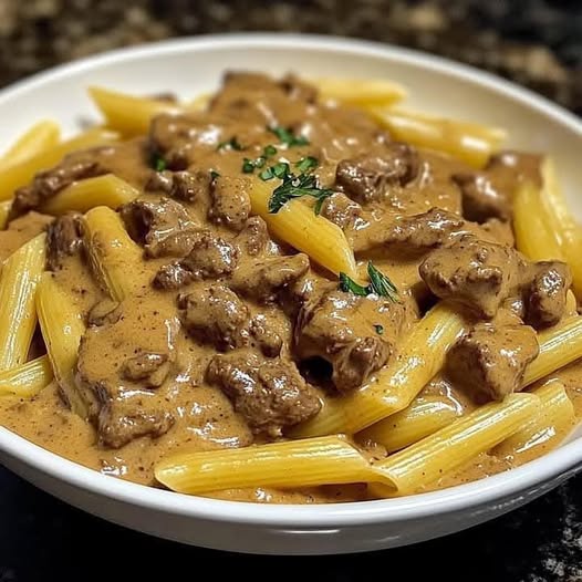 Creamy Velveeta Beef Stroganoff: A Comforting, Cheesy Twist on a Classic Dish