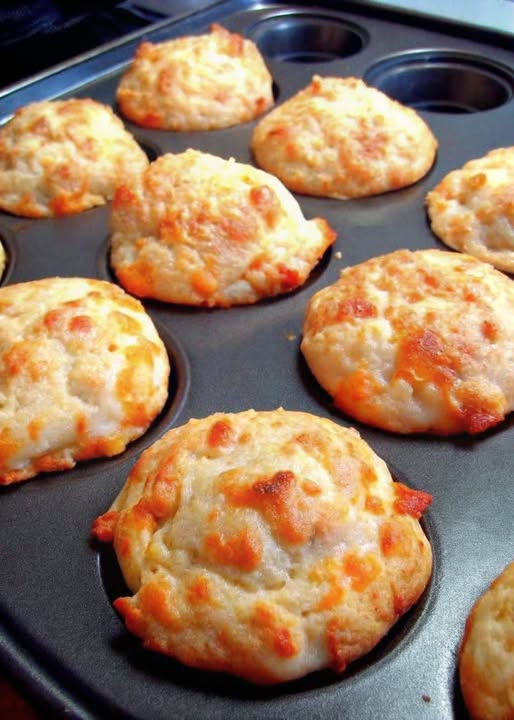 Better than Jim ‘N Nick’s Cheesy Biscuits