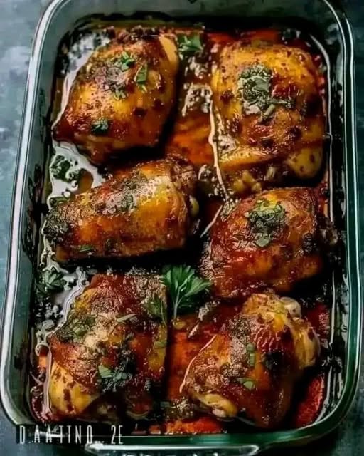 Baked Chicken Thighs: Crispy, Juicy, and Simply Delicious