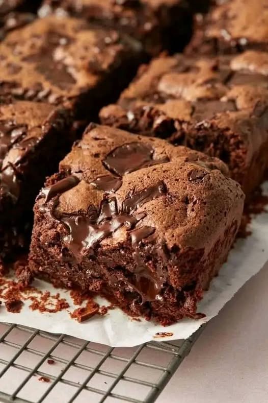 Best Chewy Brownies Recipe – The Ultimate Fudgy Delight!