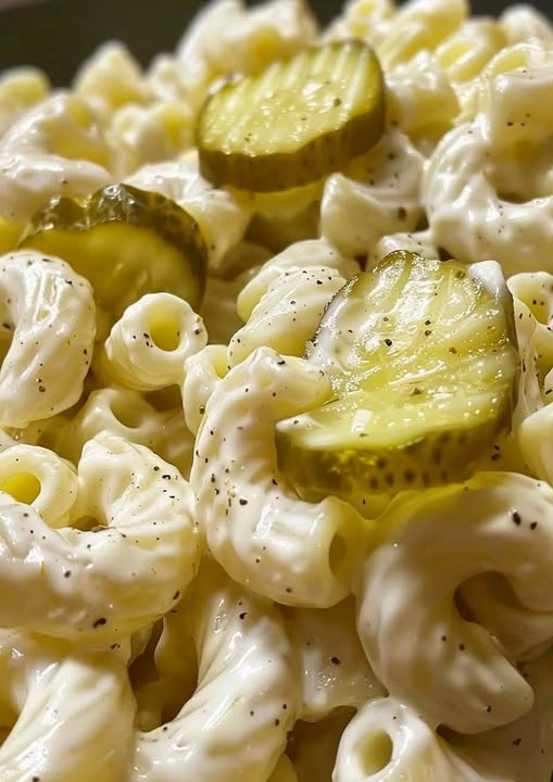 Classic Dill Pickle Macaroni Salad – A Tangy and Creamy Delight