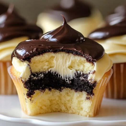 Boston Cream Cupcakes