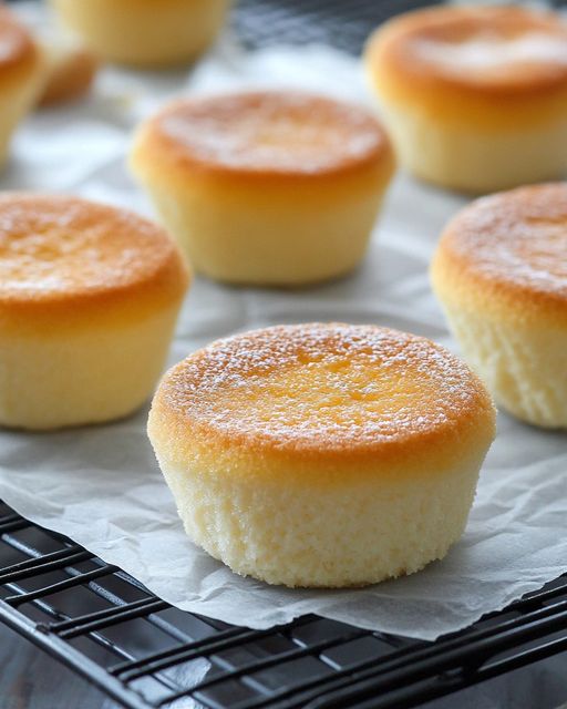 Fluffy Mamon (Filipino Sponge Cake)