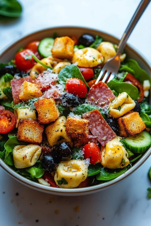 Flavorful Antipasto Tortellini Salad