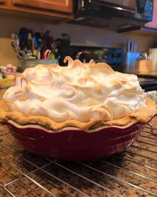 Zesty Lemon Meringue Pie