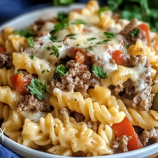 Crockpot Philly Cheesesteak Pasta Casserole: A Hearty, Cheesy Comfort Meal