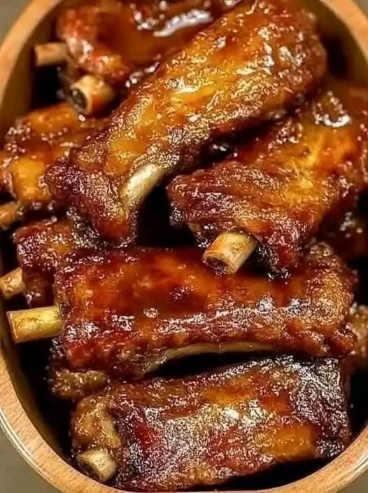 Sticky Honey Garlic Ribs: A Sweet and Savory Delight