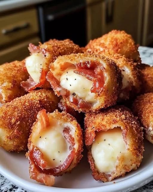 Stuffed Mozzarella Bacon Bombs