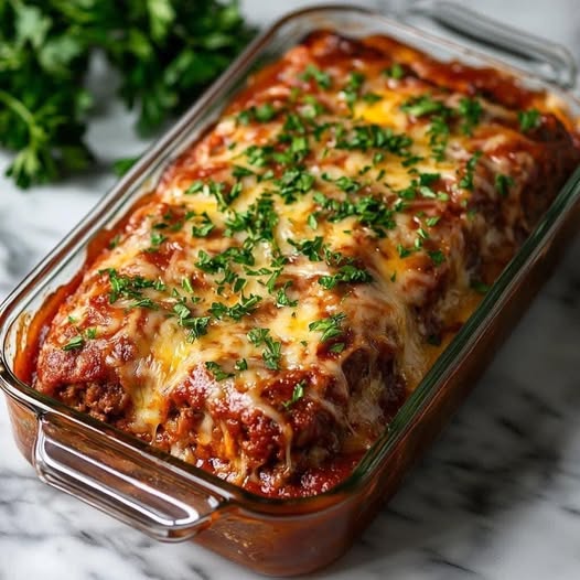 Cheesy Meatloaf with Tomato Sauce