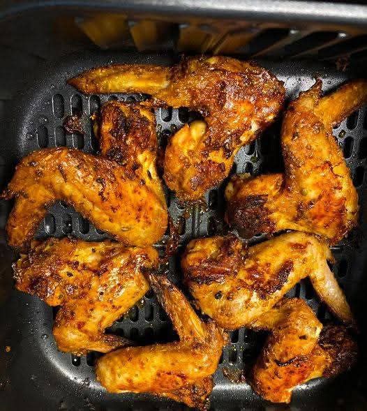 Super Crispy Air Fryer Chicken Wings