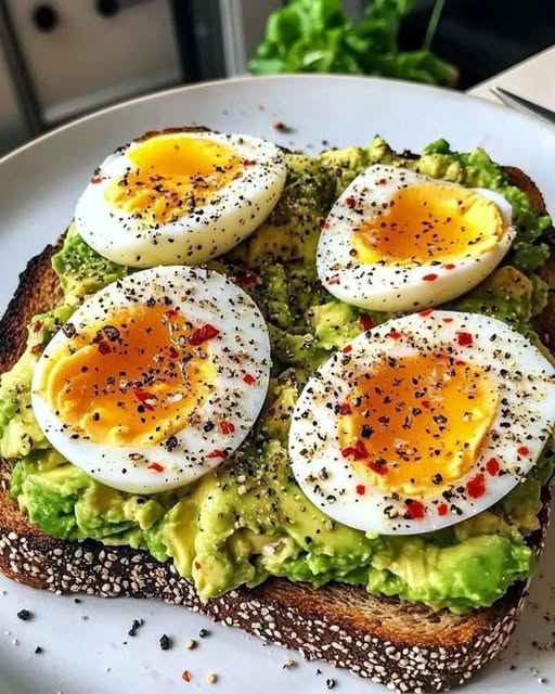 Avocado & Egg Toast