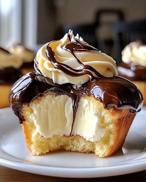 Boston Cream Pie Cupcakes