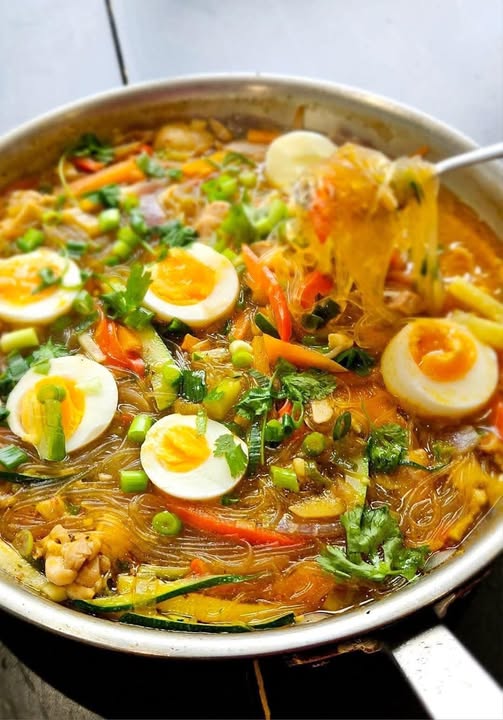 Sotanghon (Vermicelli Noodles) Soup Recipe