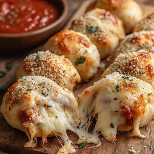 Tasty Pizza Roll Poppers