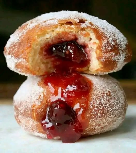 Classic Jelly-Filled Donuts – Soft, Sweet, and Irresistible