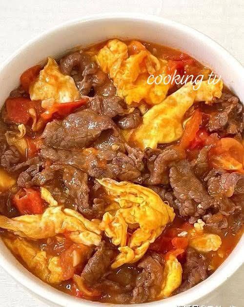 Beef and Tomato Stir-Fry with Scrambled Eggs