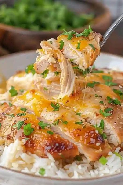 Angel Chicken Rice: Creamy, Cheesy Comfort in Every Bite