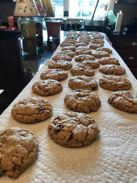 Classic Chewy Oatmeal Raisin Cookies: A Nostalgic Treat